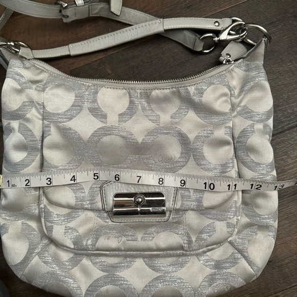 Coach Kristin  Sequin Op Art Hobo Shoulder Canvas Bag Silver Grey - Picture 8 of 9